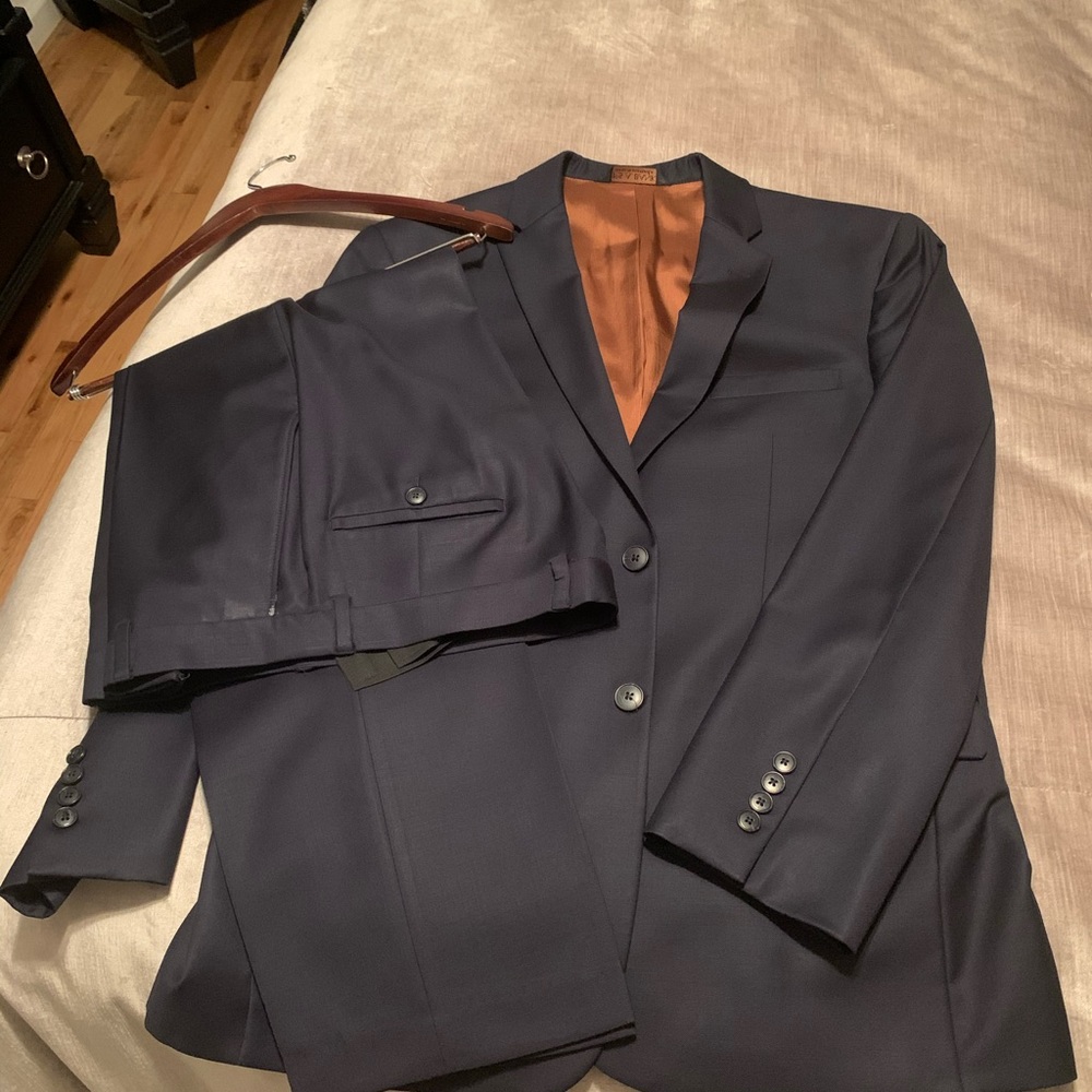 Jos. A Bank Slim Fit Suit 42R